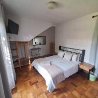 Die Eend Studio, hotel near Waterkloof (FAWK) - WKF, Centurion