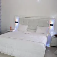 Bel appartement F2 Thies, hótel í Thiès