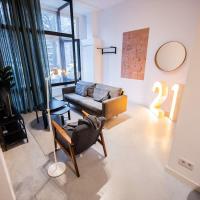 Warm 2 Bedroom Serviced Apartment 59m2 -LK21-, hotelli Rotterdamissa alueella Kralingen-Crooswijk