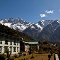Mountain Lodges of Nepal - Lukla، فندق بالقرب من Lukla Airport - LUA، Lukla