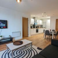 Luxurious 2-Bed Haven with Balcony & Free Parking