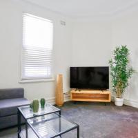 Unique 2 Bedroom Darling Harbour Glebe 2 E-Bikes Included