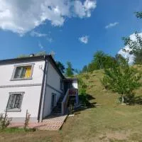 Vikendica Nada、Ljubovijaのホテル