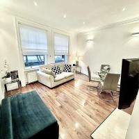 Alluring 2-Bed, 2-Bath Flat on High Street Kensington, Near Kensington Palace