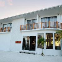 The Sunset Villa, hotel in Dhiffushi