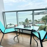 Beachfront 2BR Ocean view Balcony 3 Pools, hotel u gradu 'Chame'