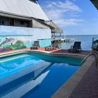 Lívingston में, होटल Hotel El Delfin