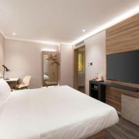 Hanting Premium Hotel Dalian Airport, hotel near Dalian Zhoushuizi International Airport - DLC, Gezhenbao