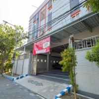 RedDoorz near Universitas Wijaya Kusuma Surabaya 2, hotel u četvrti Dukuh Pakis, Putat-wetan