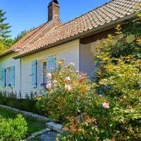 Le Clos de la Rose gite bien être، فندق في Wirwignes