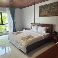 Nico’s Hotel and SkyBar, hotel di Sok San Road, Siem Reap