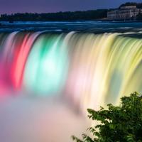 Charming 1BD Getaway - Unwind Near Niagara Falls, hotel u četvrti Downtown Niagara Falls, Nijagarini vodopadi