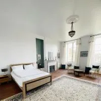 Villa Séquoia - Grande Chambre - SDB privée, hotel v destinácii Bazas