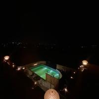 Lost &Found, hotell i nærheten av Bhopal lufthavn - BHO i Bhopal