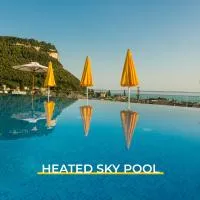 Sky Pool Hotel Sole Garda โรงแรมในการ์ดา