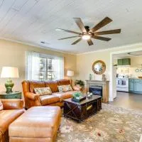 Killen Vacation Rental ~ 4 Mi to Wilson Lake!, hotel u gradu Killen