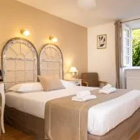 Demeures & Châteaux - Hôtel de la porte Saint-Malo - DINAN, готель у місті Дінан