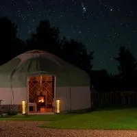 Glamping at South Lytchett Manor, hótel í Poole