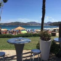 Luxury Apartment Sardegna, hotel di Marina di Portisco