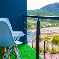 ABGS AIR BnB 2 Bedroom Apartment, hotel en Lafrenz Township