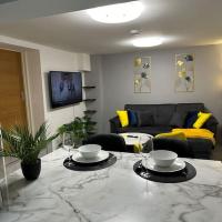 Stylish entire 2bed apartment, hotell i Hampstead, London