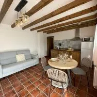 El Capricho de la Serranía I – hotel w mieście Tragacete