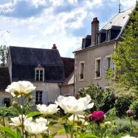 Chambre d'hôtes "Au bord de Loire", hotel i La Marche