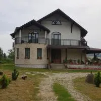 Natura Chalet, hotel di Gîlgău