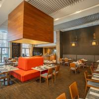 Hilton Garden Inn Santiago Airport, hotel near Santiago International Airport - SCL, Santiago