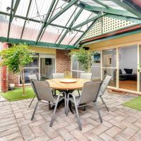 Brompton Bliss - A Relaxed Northern Adelaide Retreat โรงแรมที่BromptonในBowden