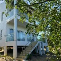 Mandowa Prepayment Required, Hotel in Praia de Macaneta