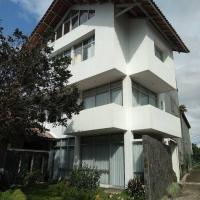 Rumah cantik di komplek pesantren daarut tauhid, hotel u četvrti 'Gegerkalong' u Bandungu