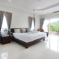 The Langstan Suites, hotel u gradu Nai Harn Beach
