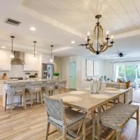 Pet-Friendly Retreat in Stuart with Saltwater Pool!, hotel poblíž Witham Field Airport - SUA, Stuart