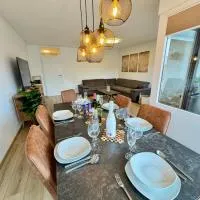 3 Zimmer Apartment, 95 qm, max 5 Personen, Balkon, Garage, Internet 100 MBit,萊昂貝格的飯店