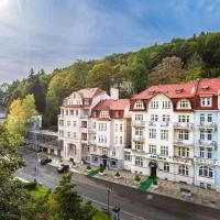 Hotel Astoria, ξενοδοχείο σε Jáchymov