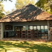 Masumu River Lodge, hotel Binga városában