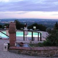 Appartement in Vinci mit Terrasse, gemeinsamem Pool und Grill und Panoramablick