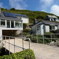 Tides Reach - Trebarwith Strand (Sleeps 4 - 6)