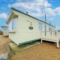 6 Berth Pet Friendly Static Caravan By Hunstanton Beach Ref 13011l