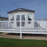 Kingfisher Windermere 6 Berth, Enclosed veranda, Close to site shop