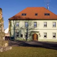 Hotel Atawa, hotelli kohteessa Raby
