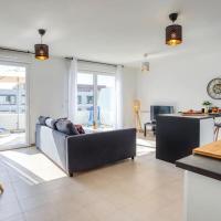 L17 Arenas Suite 3 balconies 5mins to the Sea, hotel near Nice Côte d'Azur Airport - NCE, Nice