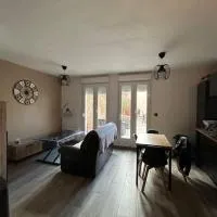 Location appartement estivale, hotel u gradu Montanjak