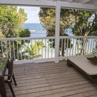 Idyllic 2 Bedroom Beach House - The Hideaway