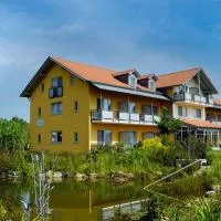 Landhotel Larenzen，基爾夏姆的飯店