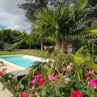 Au Epicéah, logement à la campagne, hotel in zona Aeroporto di Valence-Chabeuil - VAF, Valence