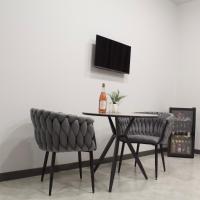 Lux Plaza (New Rooms), ξενοδοχείο κοντά στο Διεθνές Αεροδρόμιο Zvartnots - EVN, Pʼarakʼar