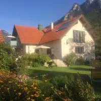 living like at your own home, hotel v destinaci Reichenau