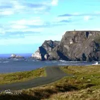 John Eoinìn's Bar and accommodation, hôtel à Glencolumbkille